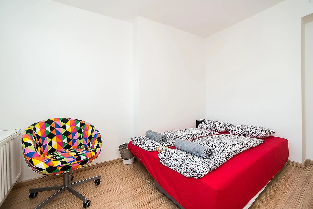 Castle View Apartment With 3 Balconies Ideal For Groups By Easybnb Prag Tschechische Republik