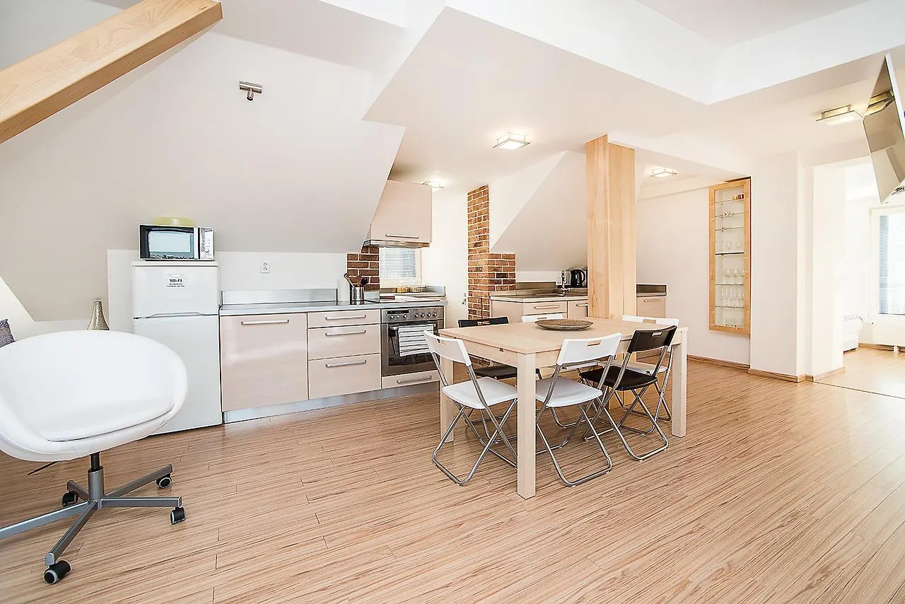 Castle View Apartment With 3 Balconies Ideal For Groups By Easybnb Prag