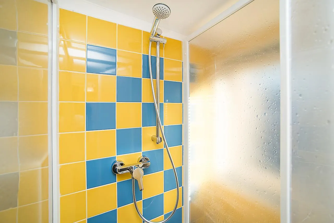 Castle View Apartment With 3 Balconies Ideal For Groups By Easybnb Praha